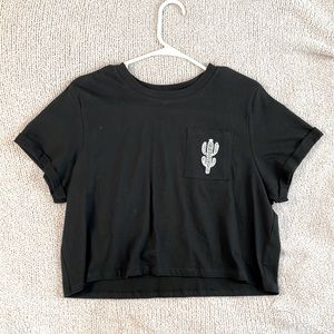 Cropped black desert cactus graphic t-shirt size medium